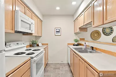 18930 Bothell-Everett Highway #B303, Bothell, WA 98012 - Photo 13