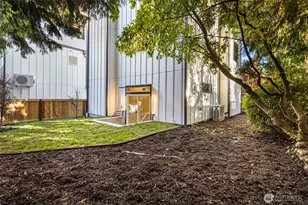 2725 Belvidere Ave SW, Seattle, WA 98126 - Photo 27