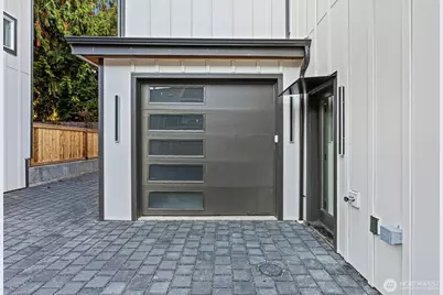 2721 Belvidere Avenue SW, Seattle, WA 98126 - Photo 31
