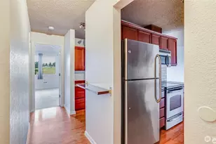 750 N 143rd St, Seattle, WA 98133 - Photo 3