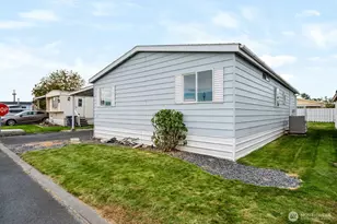 2240 W Broadway Ave, Moses Lake, WA 98837 - Photo 27