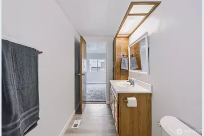2240 W Broadway Avenue #6, Moses Lake, WA 98837 - Photo 11