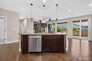 19207 146 St E, Bonney Lake, WA 98391 - Photo 21
