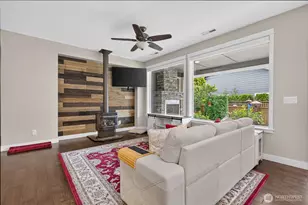 19207 146 St E, Bonney Lake, WA 98391 - Photo 11