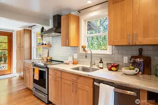 10523 13th Ave NW, Seattle, WA 98177 - Photo 11