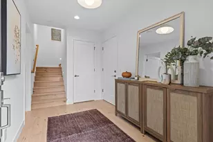 307 NW 52nd St, Seattle, WA 98107 - Photo 7
