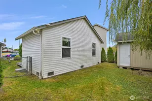 1906 N 30th St, Mount Vernon, WA 98273 - Photo 17