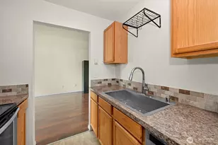 1906 N 30th St, Mount Vernon, WA 98273 - Photo 7