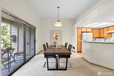 1266 Bellevue Way NE #2, Bellevue, WA 98004 - Photo 11