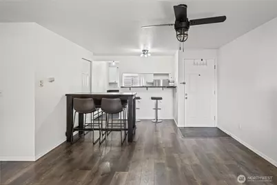 1132 N 198th Street #C302, Shoreline, WA 98133 - Photo 7