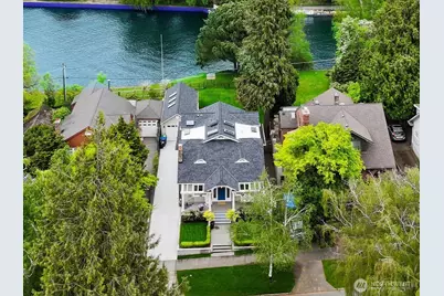 1852 E Shelby Street, Seattle, WA 98112 - Photo 1