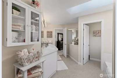 15709 143rd Avenue SE, Renton, WA 98058 - Photo 27