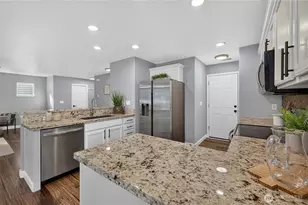 23515 SE 243rd Pl, Maple Valley, WA 98038 - Photo 9
