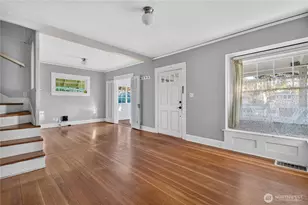 4234 S Graham St, Seattle, WA 98118 - Photo 3
