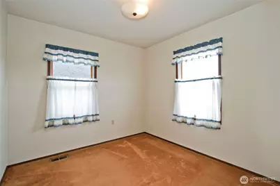 22024 SE 416th Street, Enumclaw, WA 98022 - Photo 33