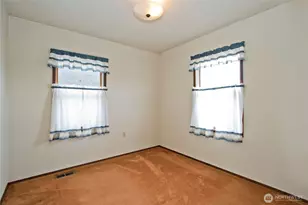 22024 SE 416th St, Enumclaw, WA 98022 - Photo 33