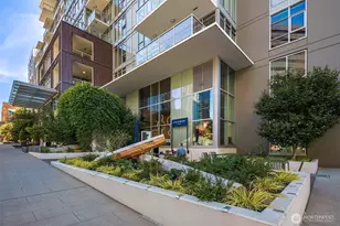 588 Bell St, Seattle, WA 98121 - Photo 35
