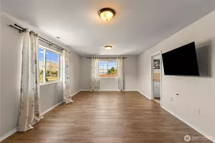 3037 Vera Cruz St, Malaga, WA 98828 - Photo 27