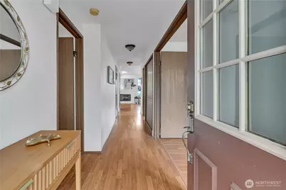 2536 N Narrows Drive #2, Tacoma, WA 98406 - Photo 3