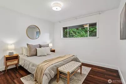 13717 N Stone Avenue, Seattle, WA 98133 - Photo 15