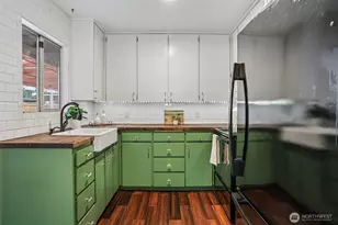 13717 N Stone Ave, Seattle, WA 98133 - Photo 5