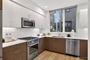 820 NE 63rd St, Seattle, WA 98115 - Photo 15
