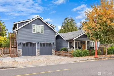 180 NW Dogwood Street, Issaquah, WA 98027 - Photo 1