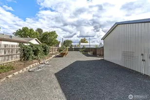 1023 S 3rd St, Dayton, WA 99328 - Photo 27