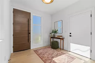 1520 NE 113th St, Seattle, WA 98125 - Photo 3