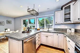 12815 98th Pl NE, Kirkland, WA 98034 - Photo 11