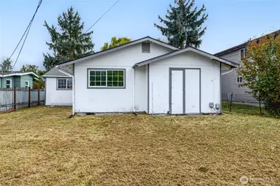 213 E Vashon Ave, Port Angeles, WA 98362 - Photo 33