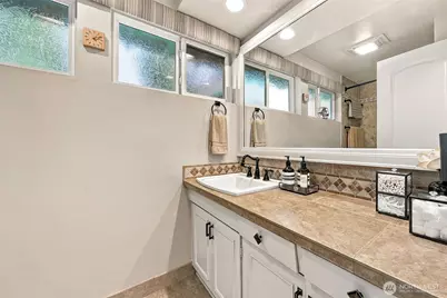 239 SW 184th Street, Normandy Park, WA 98166 - Photo 11
