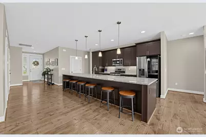 9425 Bowthorpe Street SE, Lacey, WA 98513 - Photo 5