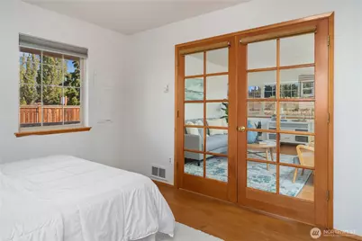 2021 San Juan Avenue, Port Townsend, WA 98368 - Photo 11