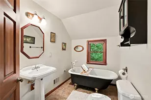 8025 45th Ave NE, Seattle, WA 98115 - Photo 15