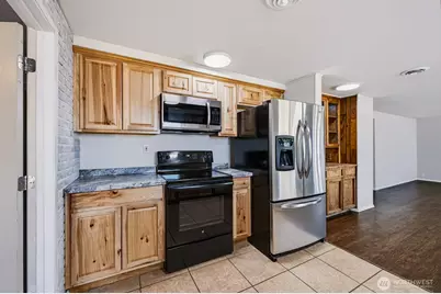 719 W Loop Drive, Moses Lake, WA 98837 - Photo 3