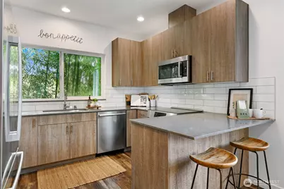 6325 34th Avenue SW #C, Seattle, WA 98126 - Photo 17