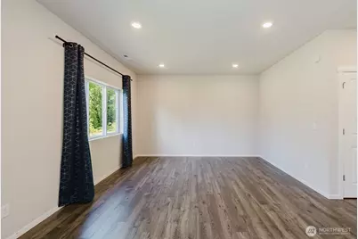 6453 Hornet Circle NE, Bremerton, WA 98311 - Photo 15