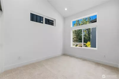 11309 Goodwin Way NE, Seattle, WA 98125 - Photo 13