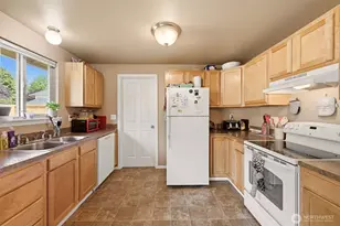 7016 Gaston Ln SW, Tumwater, WA 98501 - Photo 11