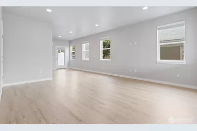 511 15th Street SE, Puyallup, WA 98372 - Photo 5