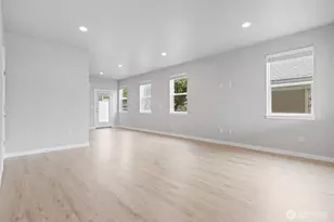 511 15 St SE, Puyallup, WA 98372 - Photo 5