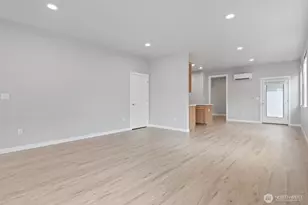 511 15 St SE, Puyallup, WA 98372 - Photo 7