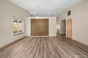 18702 16th Ave Ct E, Spanaway, WA 98387 - Photo 3