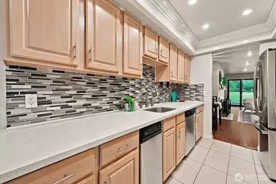 13730 15th Avenue NE #C101, Seattle, WA 98125 - Photo 13