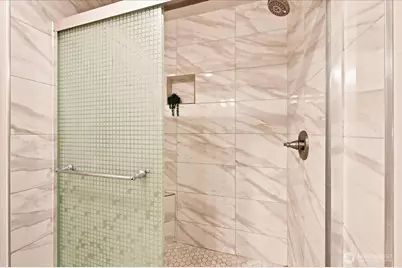 13730 15th Avenue NE #C101, Seattle, WA 98125 - Photo 17