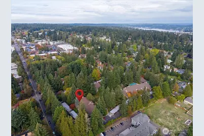 13730 15th Avenue NE #C101, Seattle, WA 98125 - Photo 33