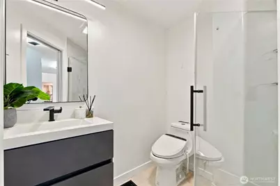 15883 Northup Way #59, Bellevue, WA 98008 - Photo 13