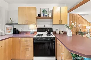 6527 21st Ave NE, Seattle, WA 98115 - Photo 11