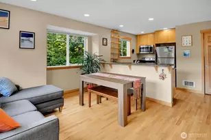 5252 12th Ave NE, Seattle, WA 98105 - Photo 7